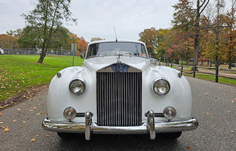 Rolls Royce Silver Cloud 1