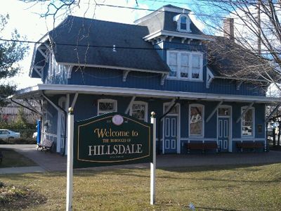 Train station in Hillsdale, NJ Train station in Hillsdale, NJ
